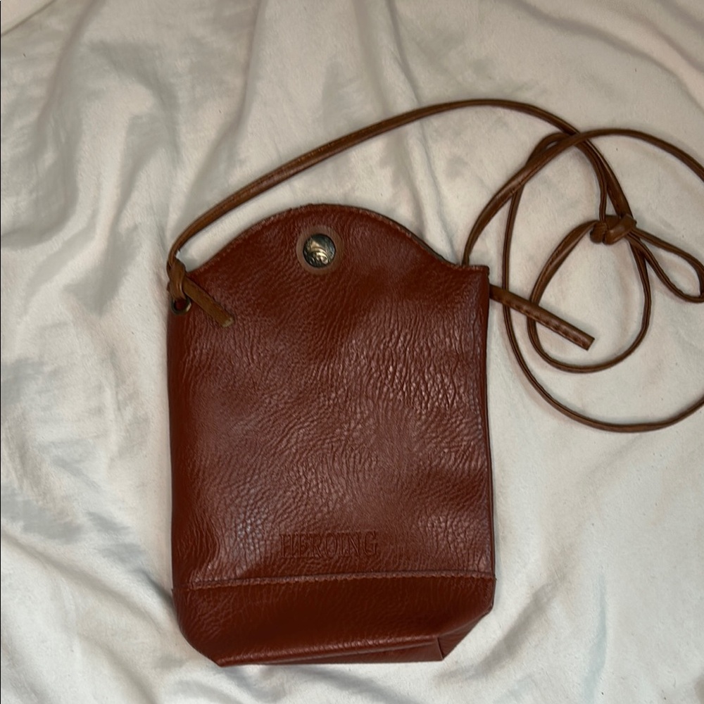 Heroing Brown Leather Crossbody Bag